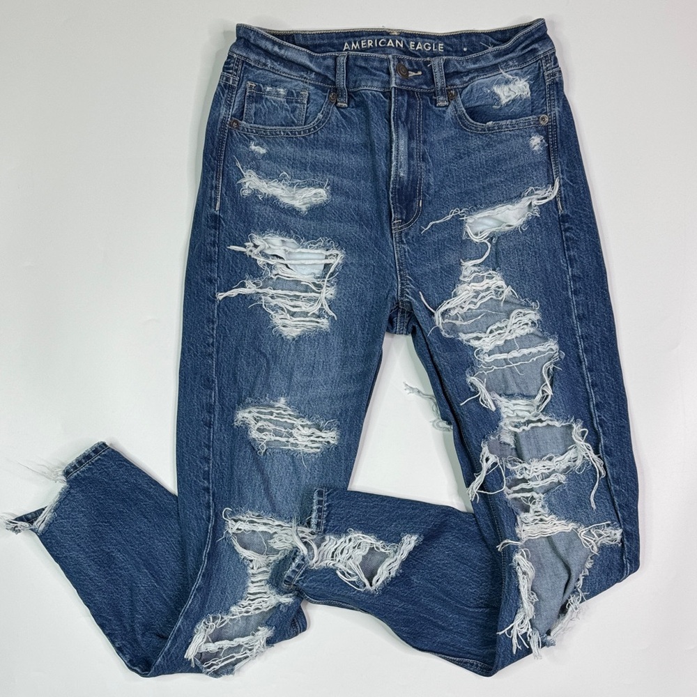 American Eagle Comfort Stretch Waistband Distressed Mom Jeans Size 2